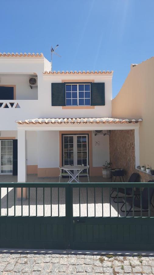 Apartamentos Mar I Odeceixe Bagian luar foto